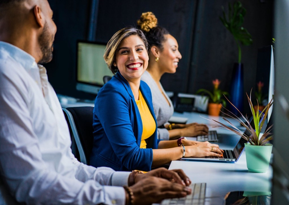 how-to-become-good-manager-feature-image